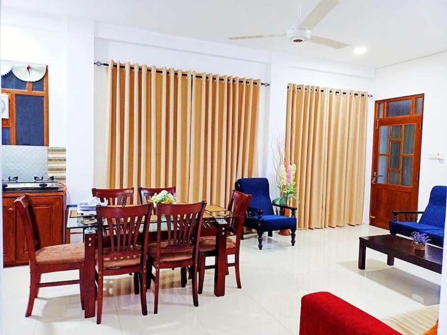 Saru Holiday Apartment - Upto 6 Guests Kandy Kültér fotó