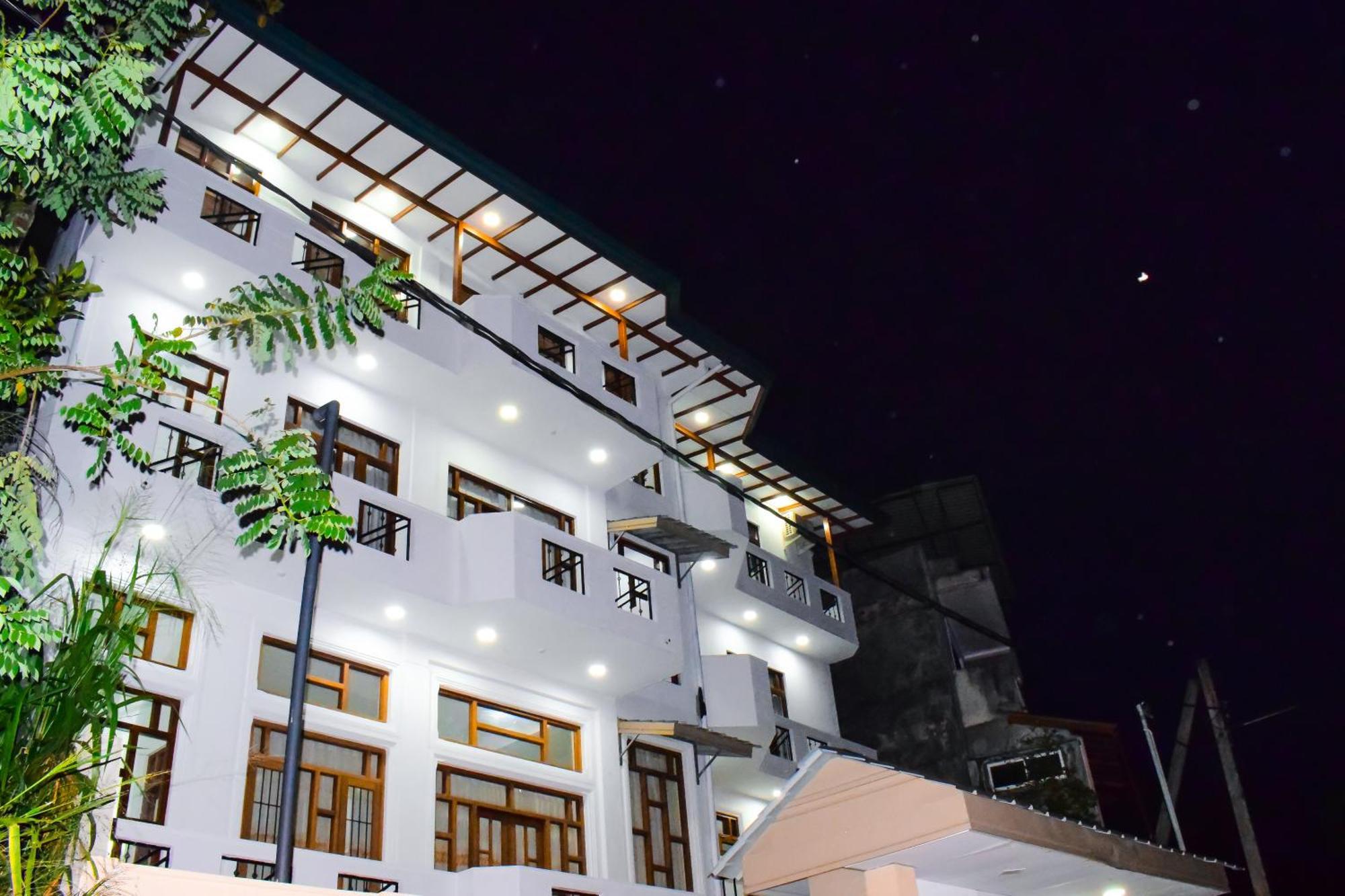 Saru Holiday Apartment - Upto 6 Guests Kandy Kültér fotó